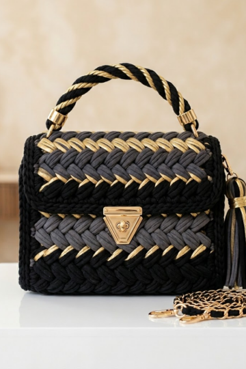 Classic Black and Gold Luxe Braided Clutch Free Crochet Pattern