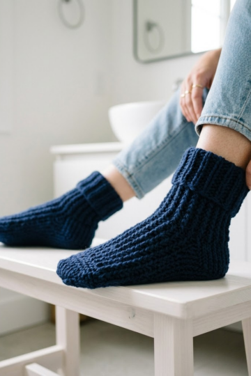 Navy Blue Classic Cuff Socks Free Crochet Pattern