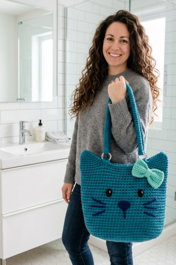 Ocean Blue Kitty Tote Bag Free Crochet Pattern