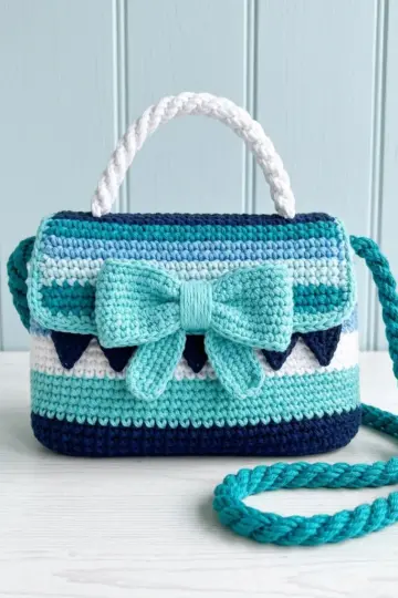 Ocean Breeze Bow Handbag Free Crochet Pattern
