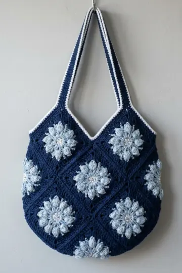 Winter Snowflake Granny Square Tote Free Crochet Pattern